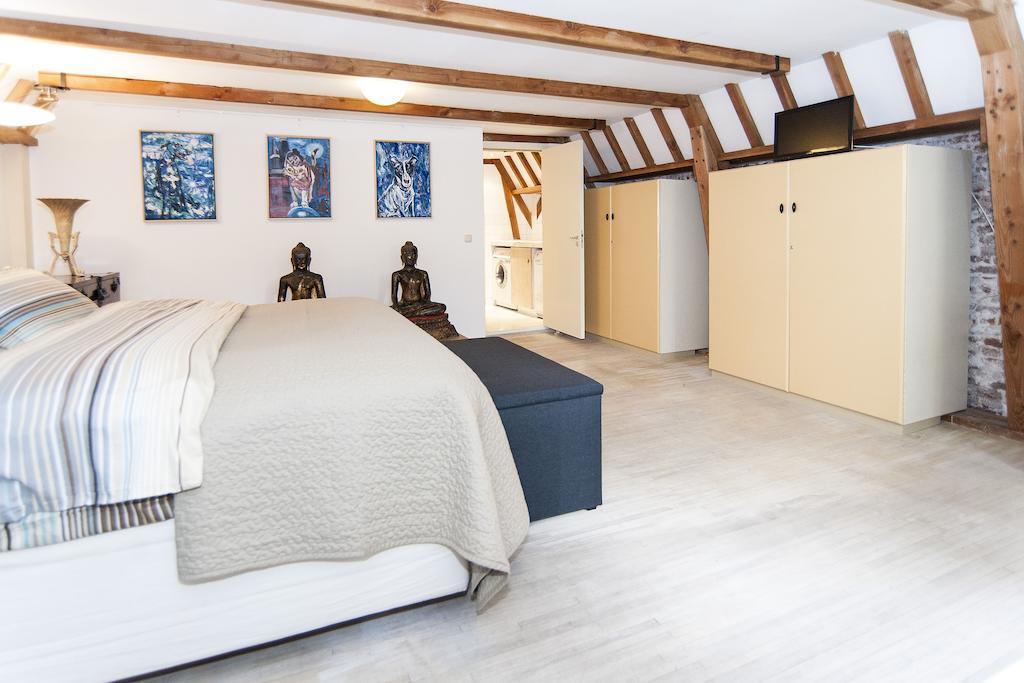 Bed & Breakfast Of Art Amsterdam Exterior photo